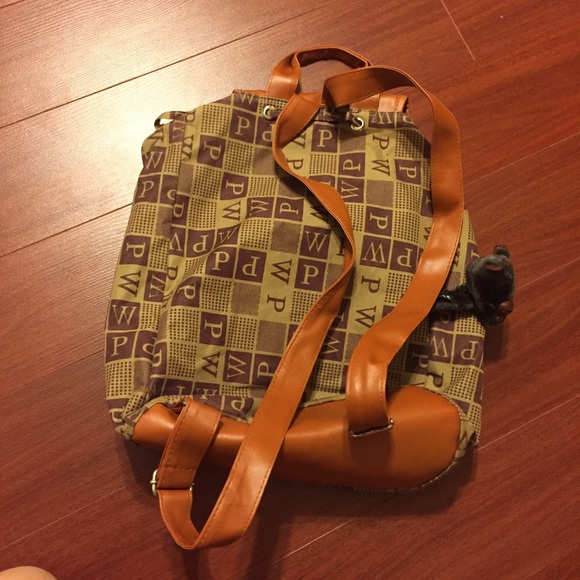 Cute backpack - Picture 2 of 2