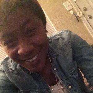 Meet your Posher, Sherelle