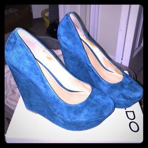 Aldo. Wedges. Aquamarine/turquoise color. Suede.