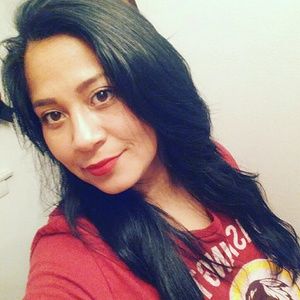 Meet your Posher, Veronica