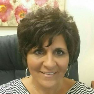 Meet your Posher, Denise