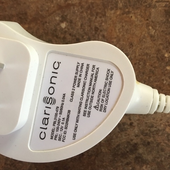 Clarisonic mia skin cleansing - Picture 2 of 3