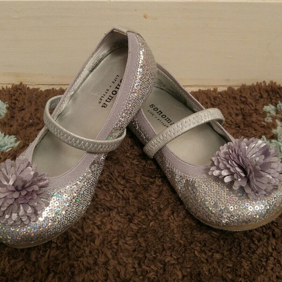 Toddler size 10 dress shoe