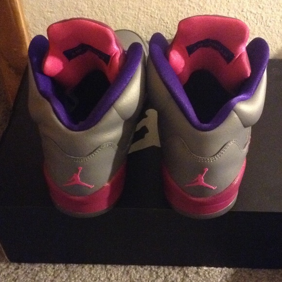 Girls Air Jordan 5 Retro - Picture 3 of 4