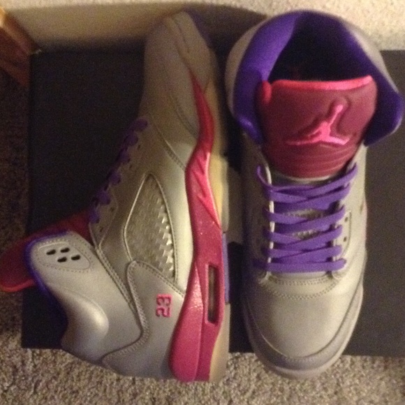 Girls Air Jordan 5 Retro - Picture 4 of 4