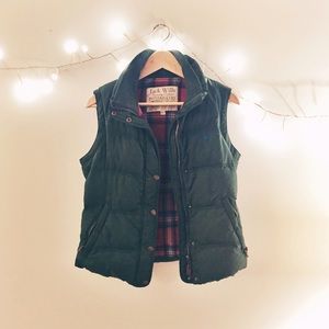 Jack Wills • Hunter Green Puffer Vest