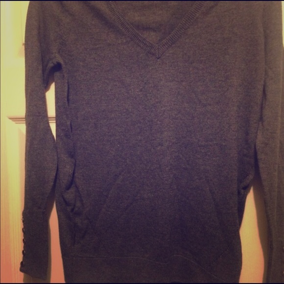 NWOT A.N.A dark gray sweater...size small