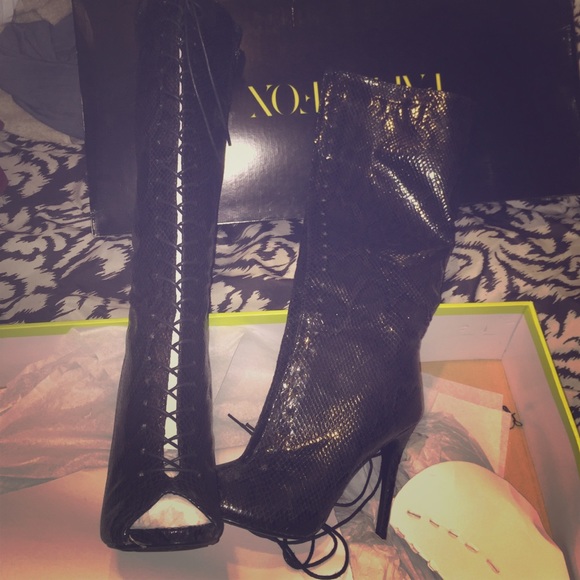 BRAND NEW below the knee boots