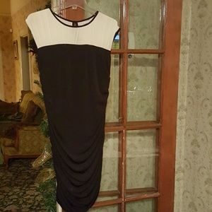 A Pea in the pod maternity dress size L