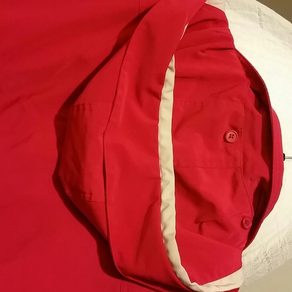 Red jacket - Picture 3 of 3