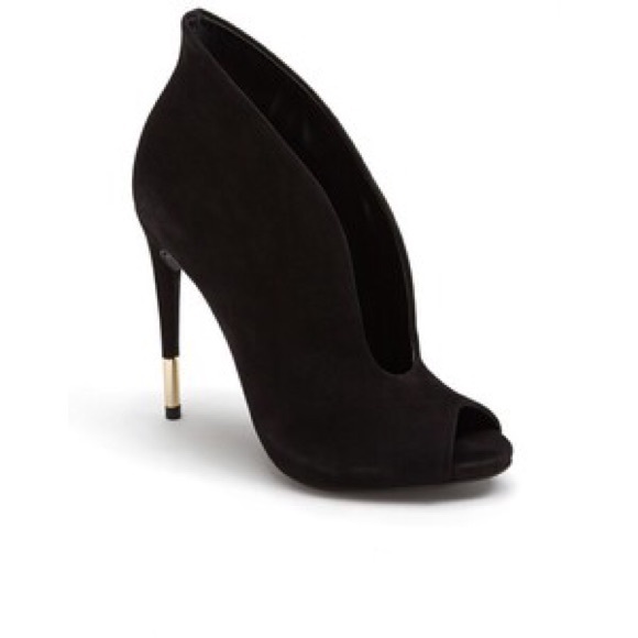 Schutz Azucena Peep-toe Booties Size 7.5