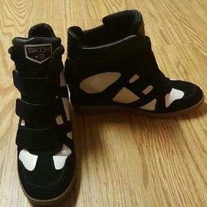 Sketchers wedge shoes