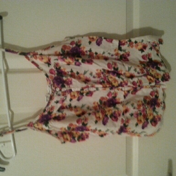 Floral top