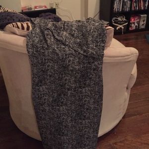 Black and white patterned dress