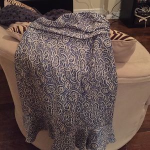 White and blue patterned dress