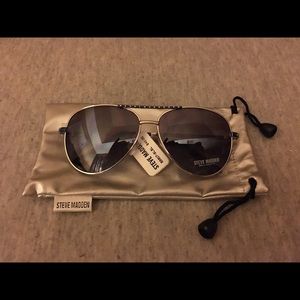 NWT Steve Madden Lady Aviator Sunglasses