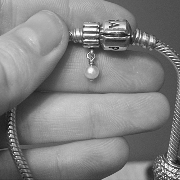 PANDORA June Pearl Dangle Charm