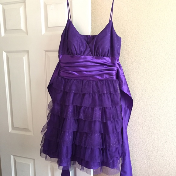 Purple formal/homecoming dress!! 💜🎀💕✨ - Picture 4 of 4