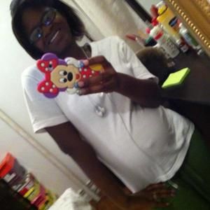 Meet your Posher, Lorraine