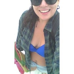 Meet your Posher, Clarissa