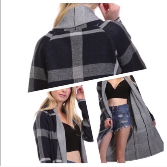 1 More Left! ๐ Navy & Gray Plaid Cardigan - Picture 3 of 4