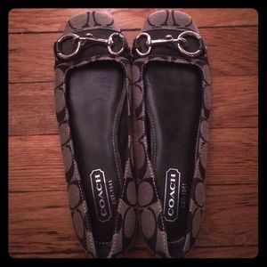Black Coach Flats