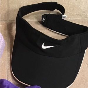 Nike visor