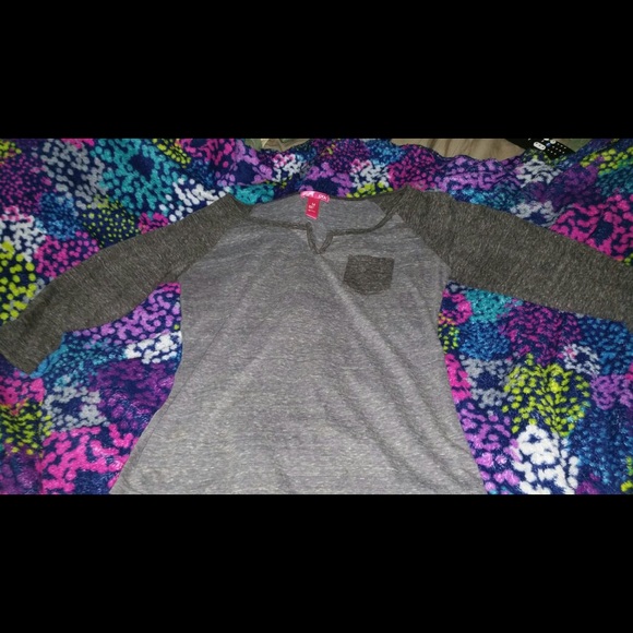Gray long sleeve T