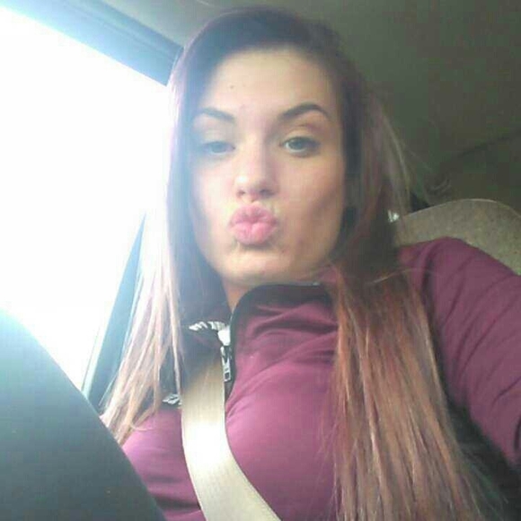 Meet your Posher, Paige - Picture 1 of 1