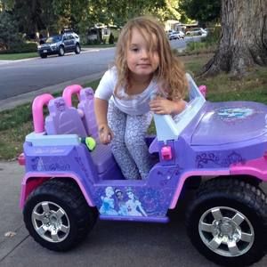 Meet your Posher, Lynn