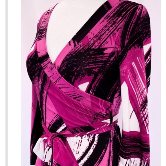 Abstract Print Maxi Dress - Picture 2 of 3