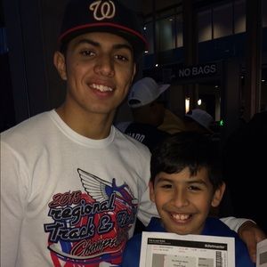 Meet your Posher, Marissa