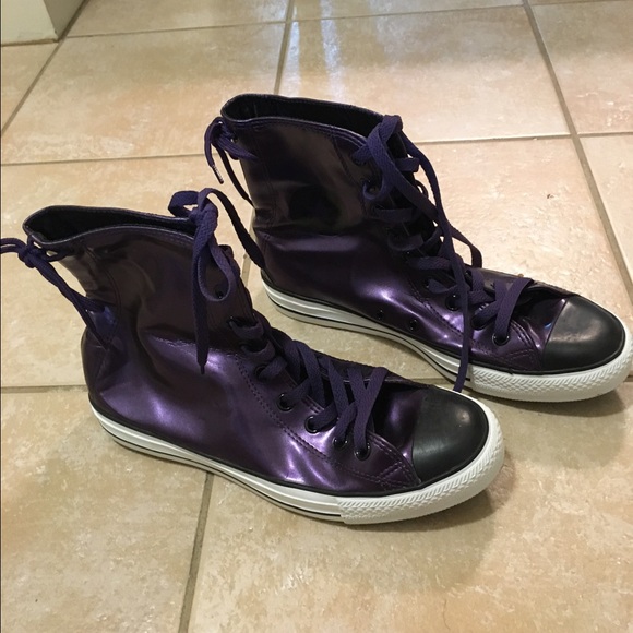 Converse Shoes - Price Drop $25 CONVERSE ALLSTARS CHUCK TAYLOR