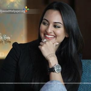 Meet your Posher, Farhana