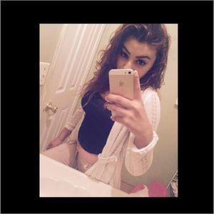 Meet your Posher, Abby