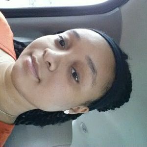 Meet your Posher, Camisha