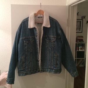 Levi's denim jacket!