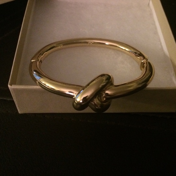 Gold bangle