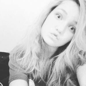 Meet your Posher, Chrissy