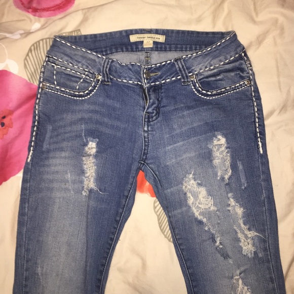 Ripped Jeans ❤️👖