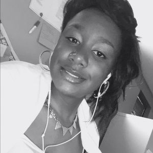 Meet your Posher, Ravene