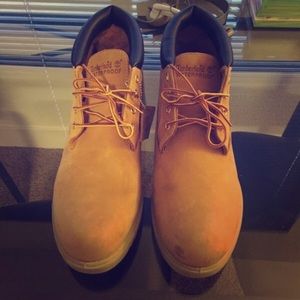 SOLD!Mens Timberland Boots