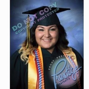 Meet your Posher, Gabriela