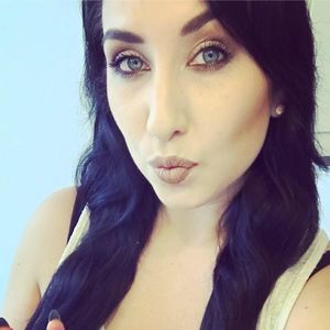 Meet your Posher, Celeste