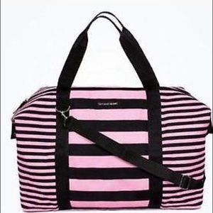 ‼‼️️SOLD‼️‼️Victoria's Secret Oversized Weekender