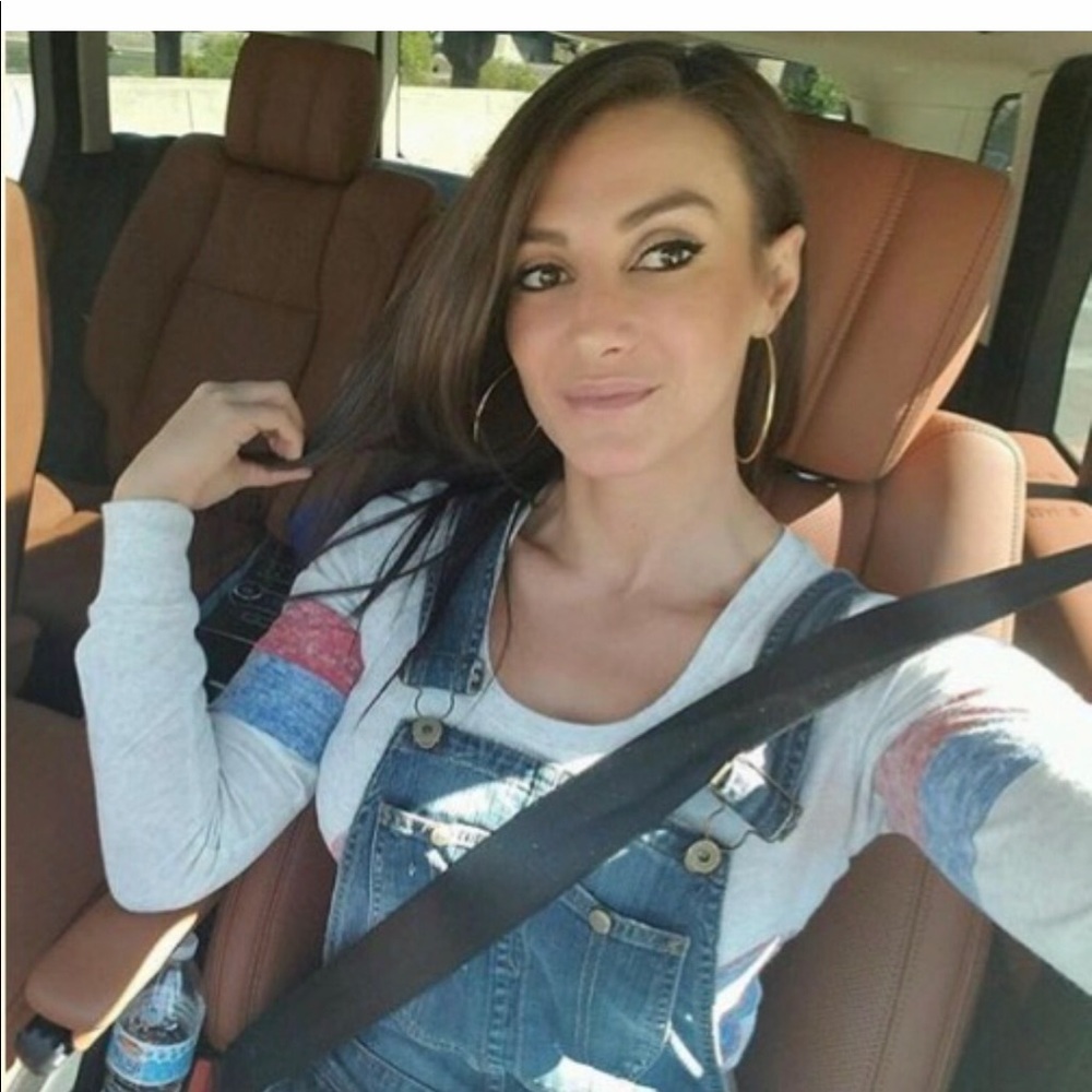 Meet your Posher, Jada