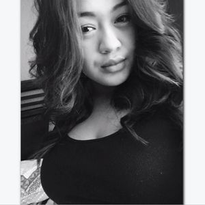 Meet your Posher, Evelyn