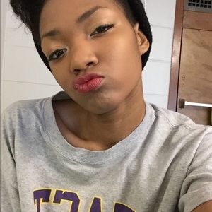 Meet your Posher, Zariya