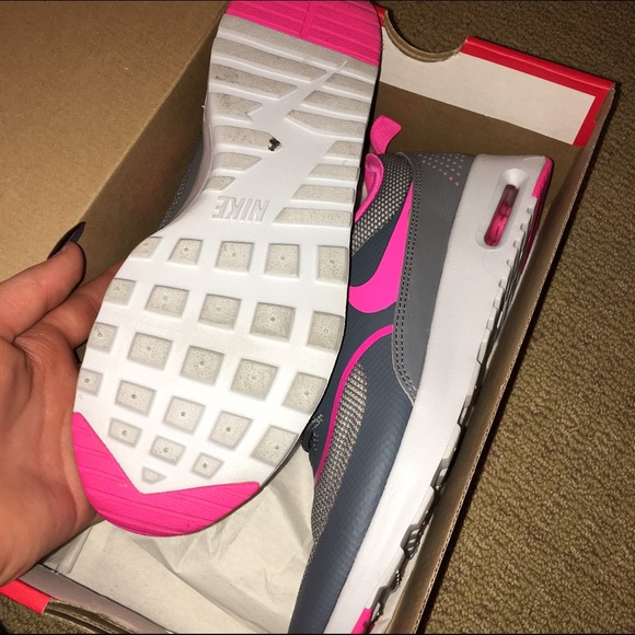Pink & Grey Nike Air Max Thea Women's 7.5 - Picture 3 of 3