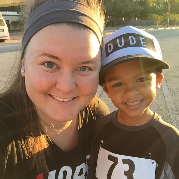 Meet your Posher, Taylor - Picture 1 of 1